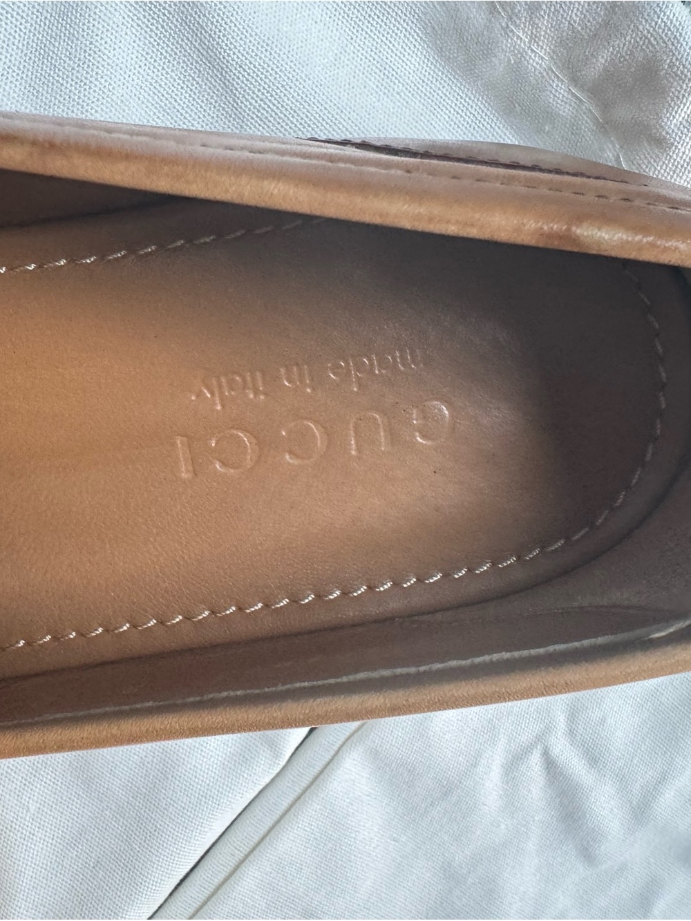 Gucci Tan Leather Horsebit Slip-On Loafers - Picture 5 of 7